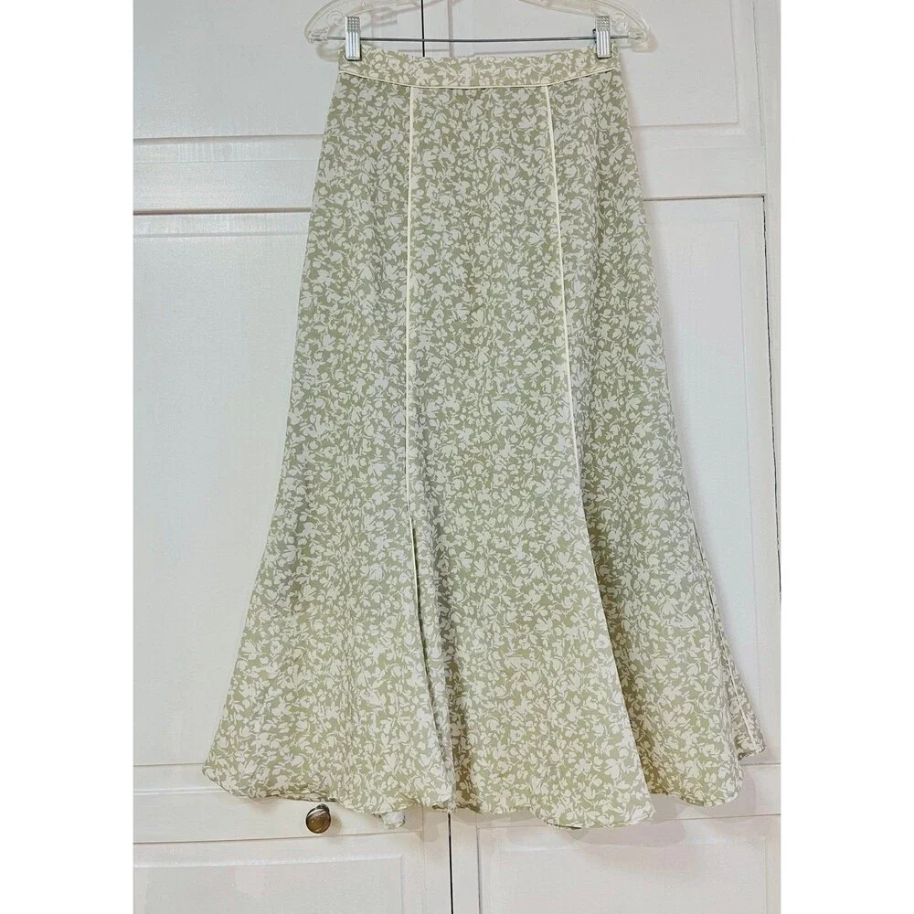 Floral Print Light Green A-Line Skirt Size Small